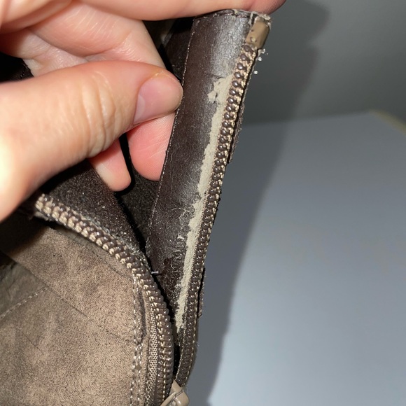 ALDO | Faux fur and faux suede strappy brown ankle boots with 10 cm thin heel - Picture 7 of 12